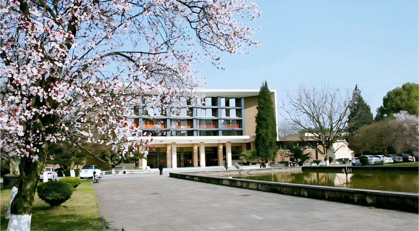 �й�������ί��У